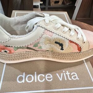 Dolce Vita Cream and Pink Platform Sneakers